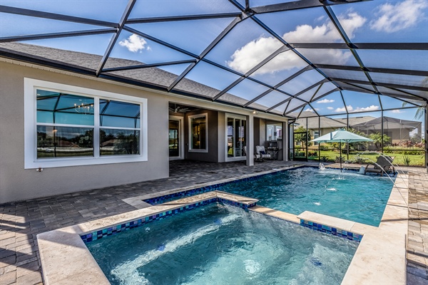 Impact-Resistant Windows in Florida: Protect Your Home from Hurricanes