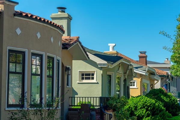 Understanding the Impact of Concrete Tile Roofing on Florida Homes